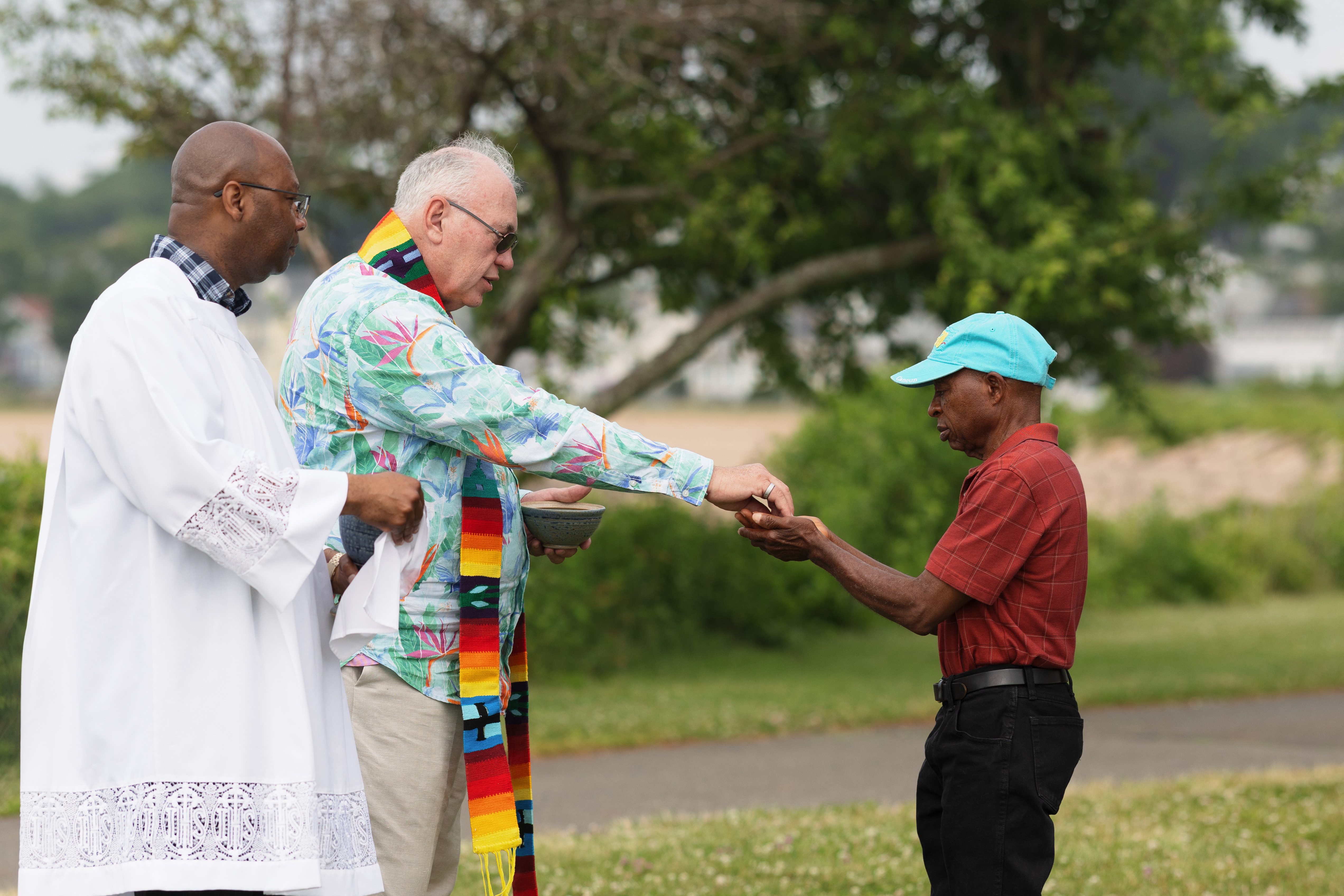 2024 Beach Eucharist photo